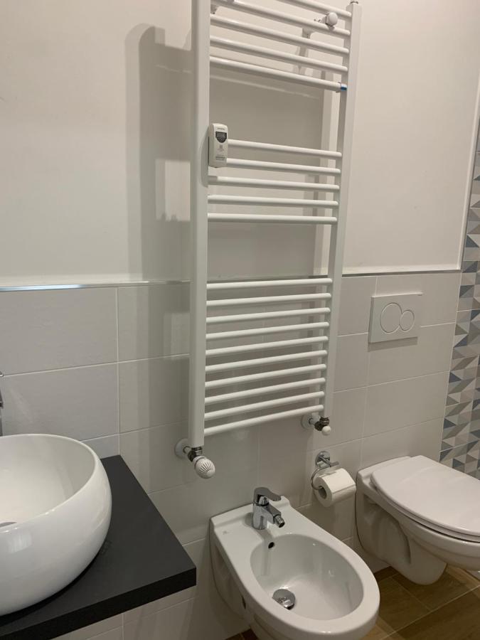 Gramsci 2 Rooms Bolonia Exterior foto